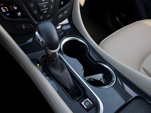 Used 2018 Buick Envision Premium image 22