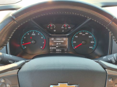 Used 2015 Chevrolet Colorado Z71 AWD/4WD image 19