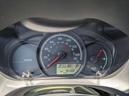 Used 2015 Toyota Yaris LE FWD image 22