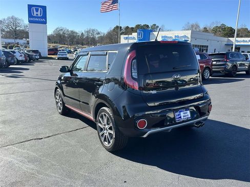 Used 2018 Kia Soul ! image 23