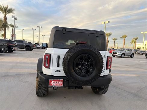 Used 2023 Ford Bronco Wildtrak image 6