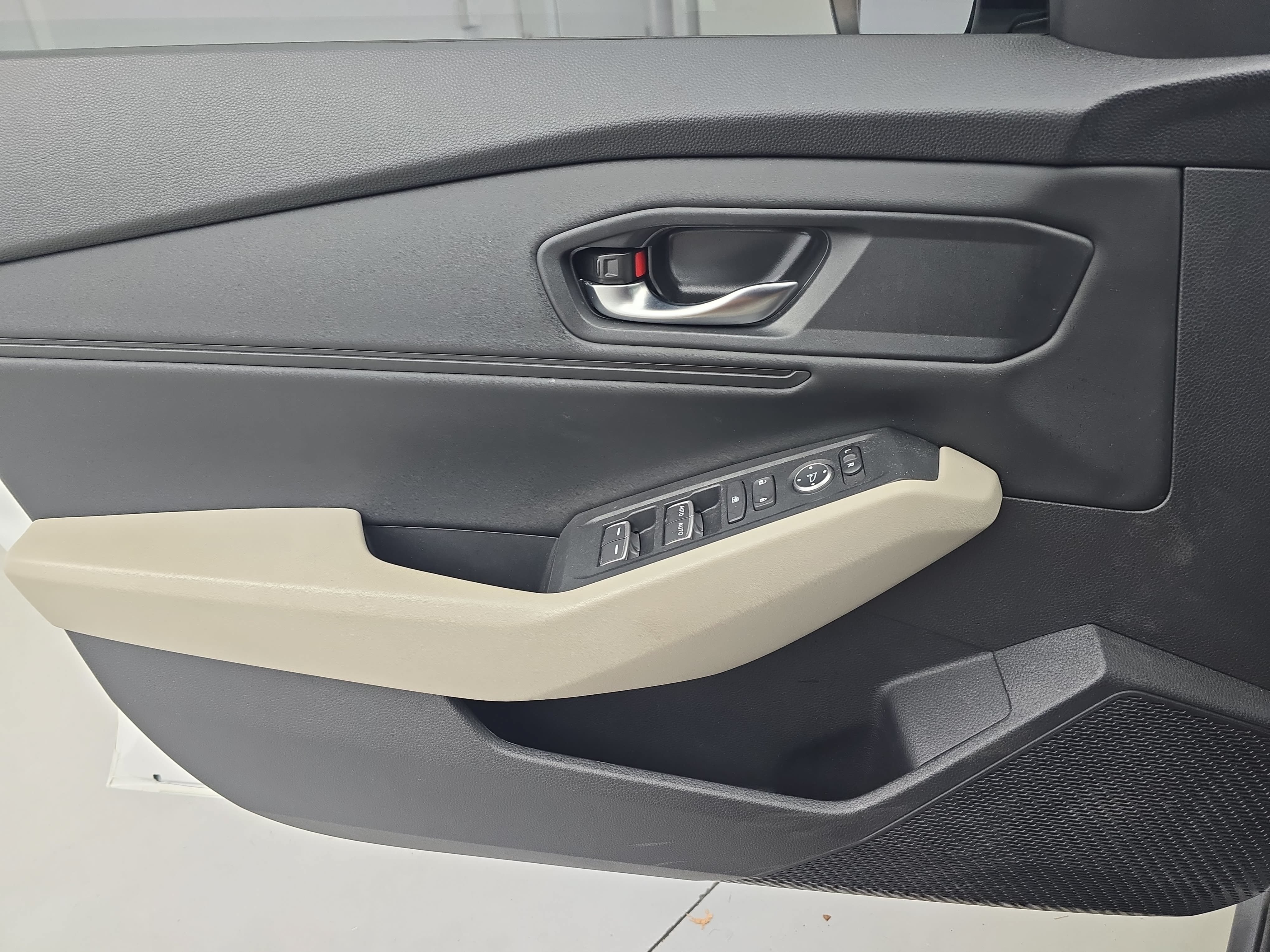 Used 2024 Honda Accord EX image 25