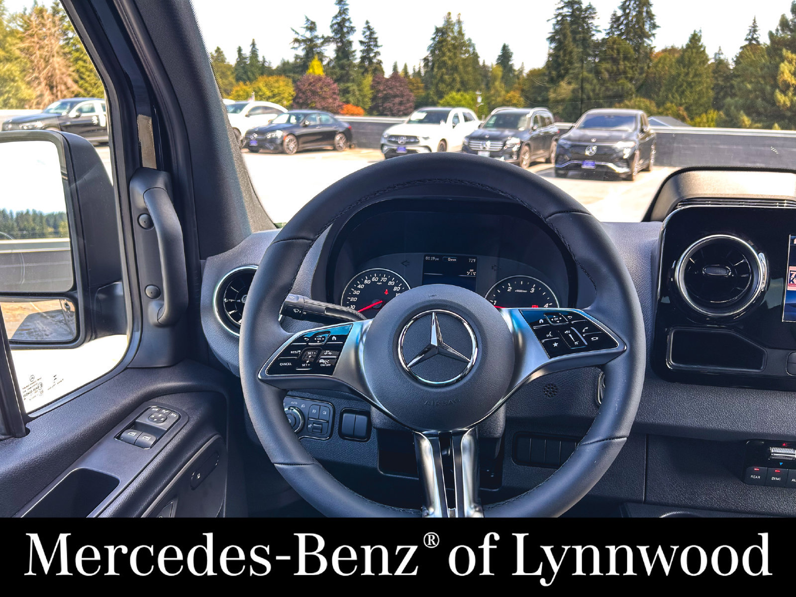 New 2026 Mercedes-Benz Sprinter 2500 image 19