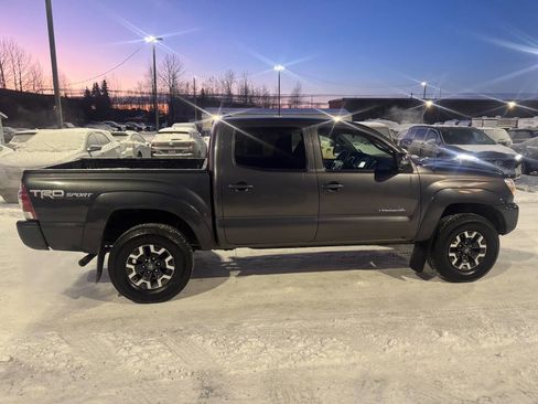 Used 2015 Toyota Tacoma PreRunner image 6