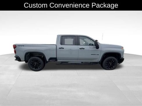 Used 2025 Chevrolet Silverado 2500 Custom w/ Custom Convenience Package AWD/4WD image 6