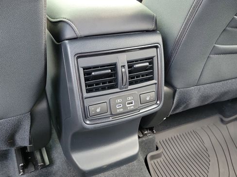 Used 2026 Subaru Outback Wilderness AWD/4WD image 15
