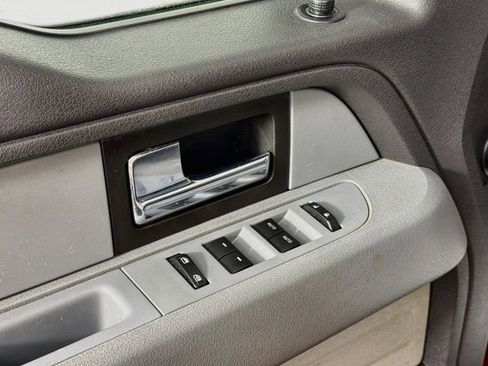 Used 2014 Ford F150 XLT w/ Equipment Group 302A Luxury AWD/4WD image 17