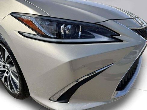 Used 2021 Lexus ES 250 w/ Premium Package AWD/4WD image 12