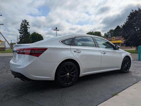 Used 2015 Toyota Avalon XLE Touring FWD image 6