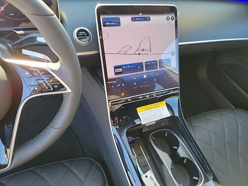 New 2025 Mercedes-Benz S 580 4MATIC Sedan image 18