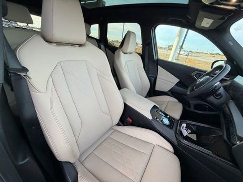 Used 2025 BMW X3 xDrive30i w/ Premium Package image 30