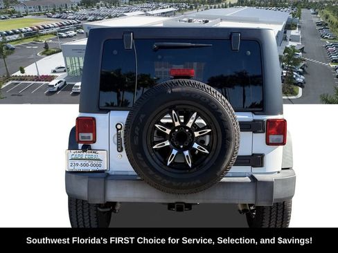 Certified 2016 Jeep Wrangler Unlimited Rubicon w/ Connectivity Group image 7