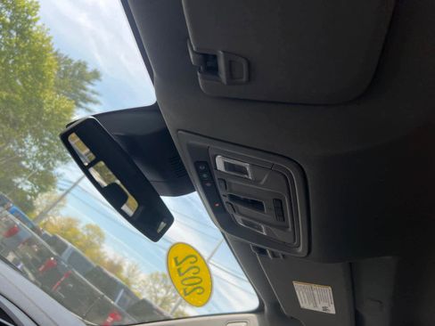 Used 2022 Chevrolet Silverado 1500 RST w/ Convenience Package II AWD/4WD image 24