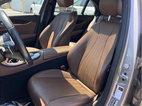 Used 2022 Mercedes-Benz E 350 Sedan image 21