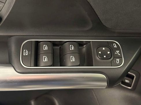 Certified 2025 Mercedes-Benz GLA 250 4MATIC image 18