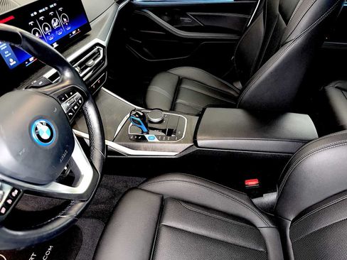 Used 2023 BMW i4 eDrive35 w/ Premium Package RWD image 19