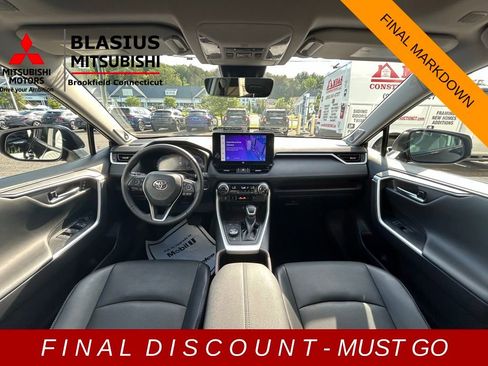 Used 2023 Toyota RAV4 Limited image 82