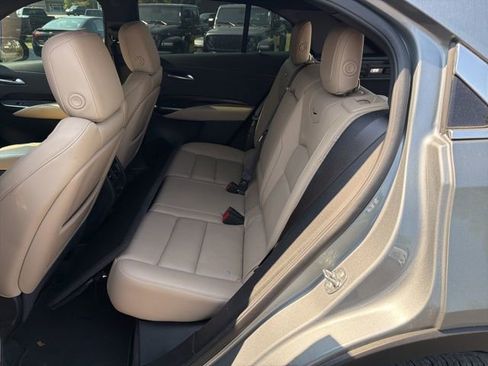 Used 2024 Cadillac XT4 Premium Luxury FWD image 16