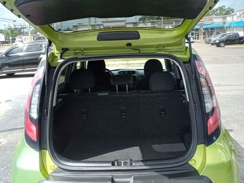 Used 2014 Kia Soul + FWD image 20