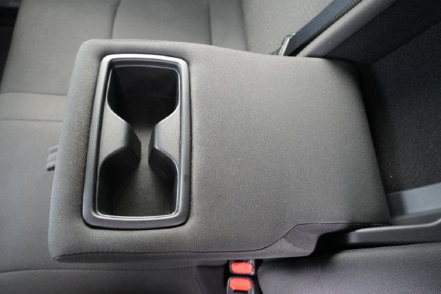 Used 2021 Toyota RAV4 LE FWD image 16