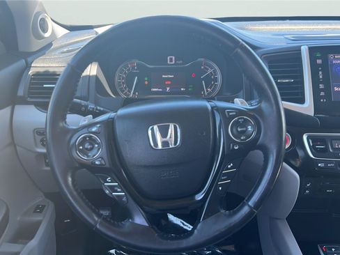 Used 2016 Honda Pilot Elite image 11