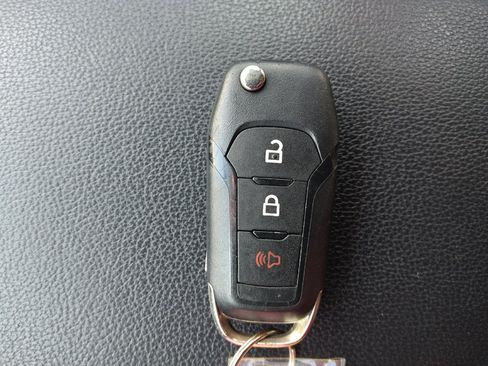 Used 2018 Ford Explorer FWD image 32