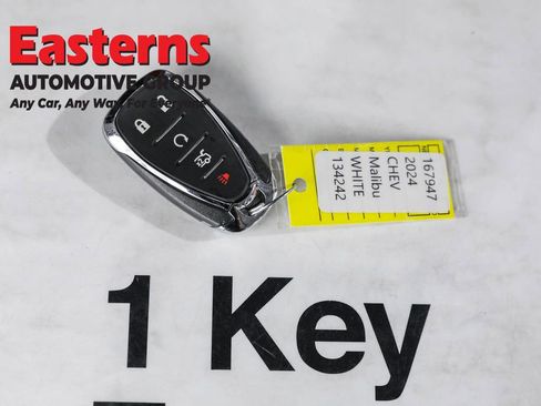 Used 2024 Chevrolet Malibu LT image 25