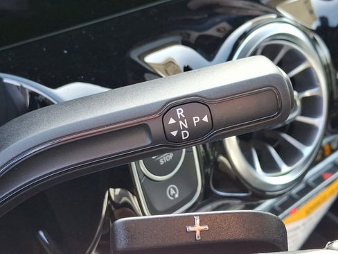 New 2025 Mercedes-Benz GLA 250 4MATIC image 11