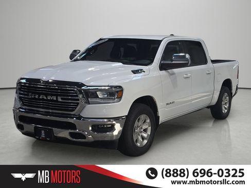 Used 2023 RAM 1500 Laramie AWD/4WD image 1
