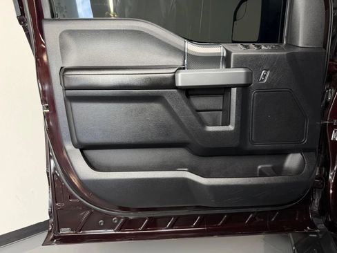 Used 2018 Ford F150 XLT w/ Equipment Group 302A Luxury AWD/4WD image 21