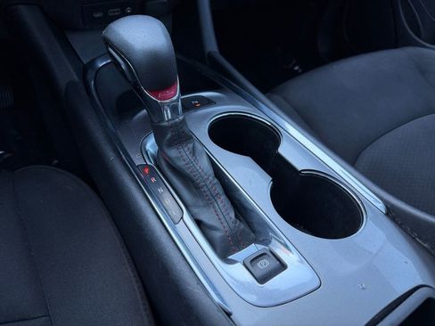 Used 2022 Chevrolet Malibu RS FWD image 28