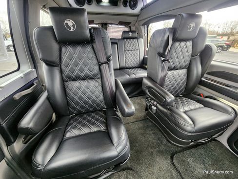 Used 2021 Chevrolet Express 2500 LS w/ Enhanced Convenience Package image 32