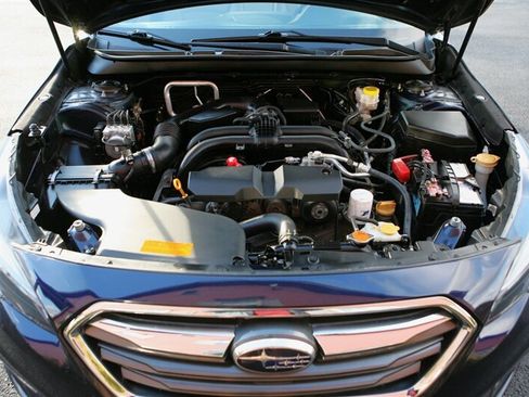 Used 2018 Subaru Legacy 2.5i Limited w/ Popular Package #2A image 7