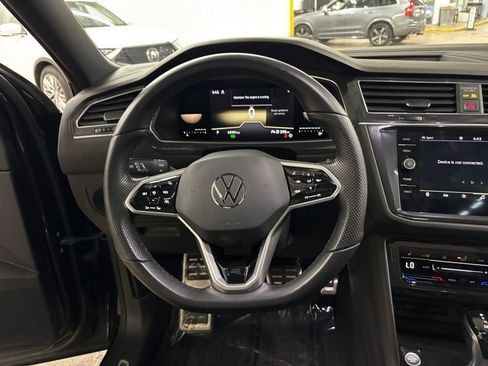 Used 2022 Volkswagen Tiguan SE R-Line AWD/4WD image 21