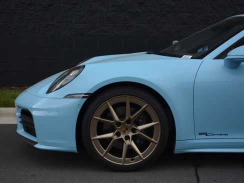 Certified 2025 Porsche 911 Carrera RWD image 33