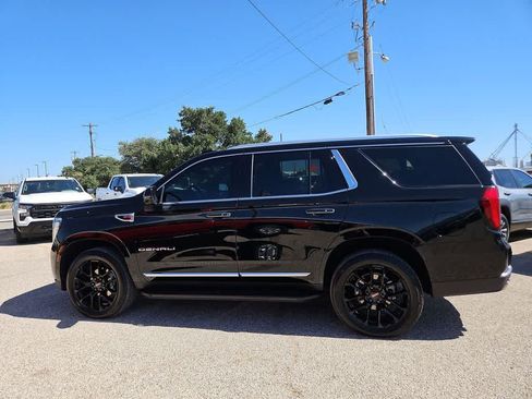 Used 2026 GMC Yukon Denali w/ LPO, Floor Liner Package AWD/4WD image 5