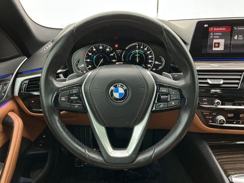 Used 2018 BMW 530e RWD image 30