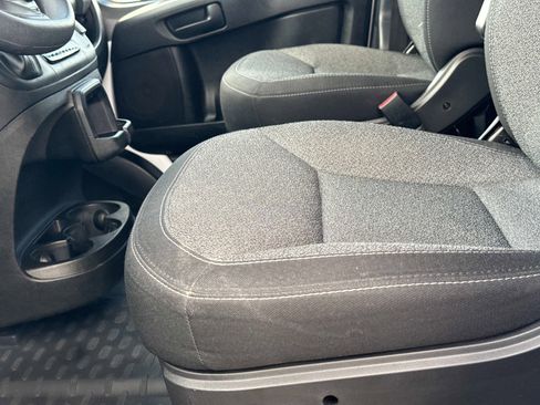 Used 2024 RAM ProMaster 2500 image 19