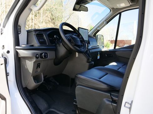 Used 2024 Ford Transit 350 AWD w/ Exterior Upgrade Package image 21