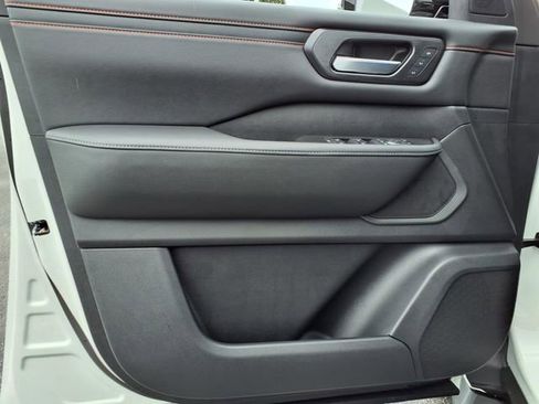 New 2025 Nissan Armada PRO-4X image 10