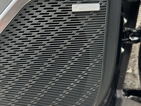 Used 2025 Buick Enclave Preferred image 29