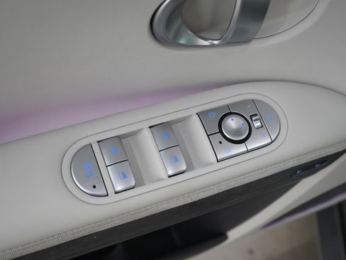Certified 2024 Hyundai Ioniq 5 Limited AWD/4WD image 20