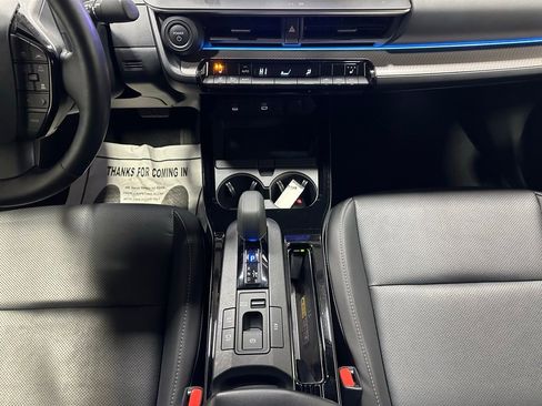 Used 2025 Toyota Prius XLE image 40