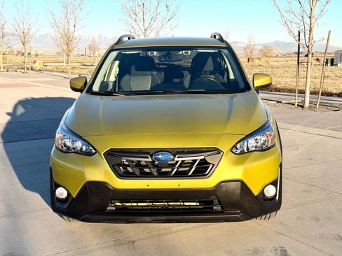 Used 2021 Subaru Crosstrek 2.0i Premium w/ Popular Package #3 image 2