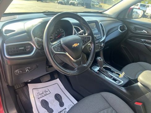 Used 2018 Chevrolet Equinox LT image 4