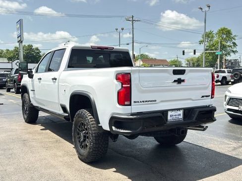 New 2026 Chevrolet Silverado 2500 ZR2 w/ LPO, Dark Essentials Package AWD/4WD image 7