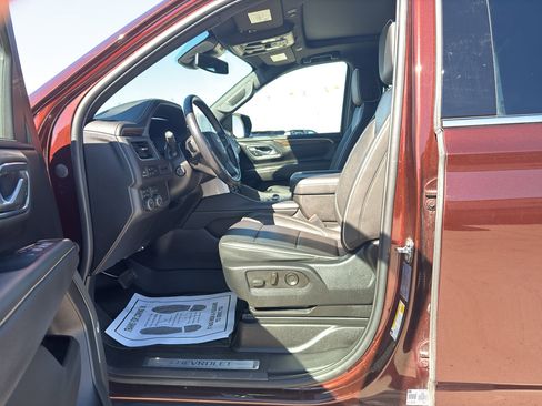 Used 2023 Chevrolet Tahoe Premier image 11