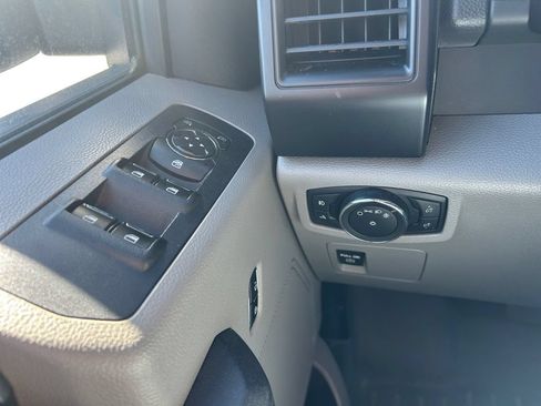 Used 2016 Ford F150 XL w/ Equipment Group 101A Mid AWD/4WD image 15