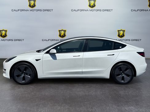 Used 2023 Tesla Model 3 Standard Range RWD image 2