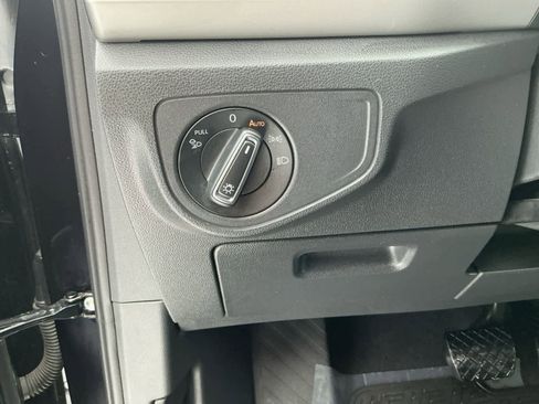 Used 2023 Volkswagen Atlas Cross Sport SE w/ Black Wheel Package image 22